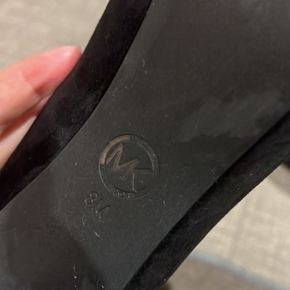 Michael Kors Suave Heels - Picture 5 of 10